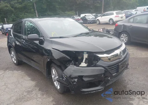 2022 Honda Hr-V Awd Lx z USA, uszkodzony, nr VIN 3CZRU6H33NM717813